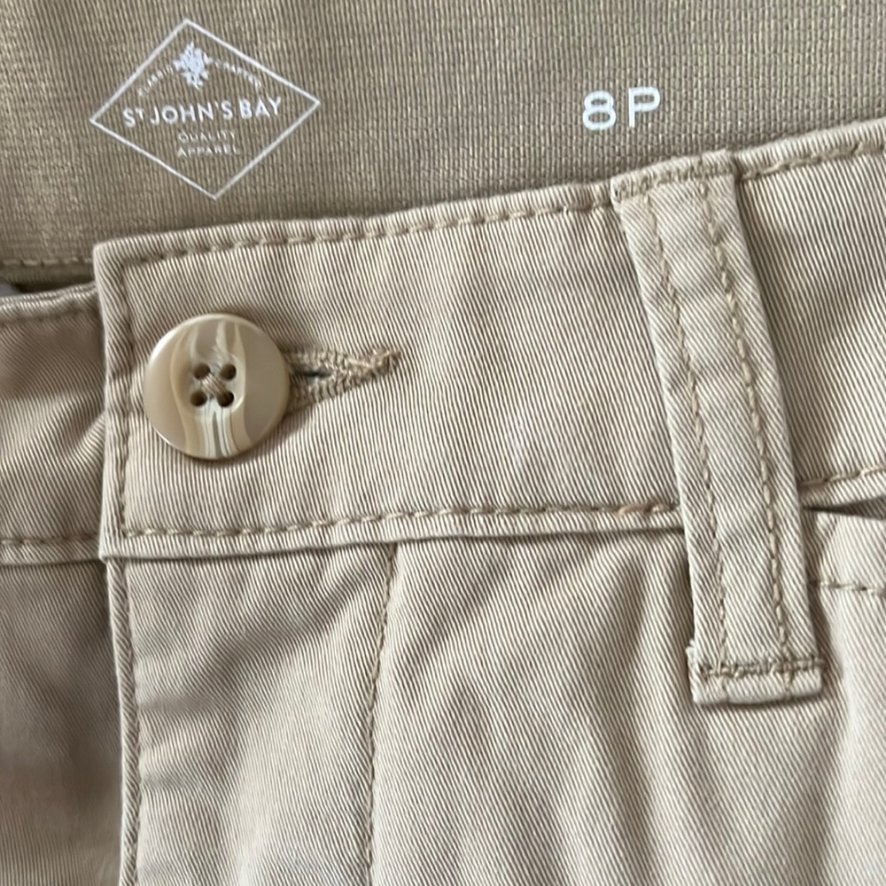 Size 8 Women’s soft khaki tan jeans